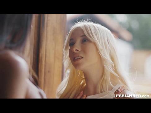 ❤️ D'Meedche kënnt e puer Méint méi spéit heem a schléisst op d'Stiefmamm hir Muschi iessen ️ Anal Porno op lb.mailkassa.ru